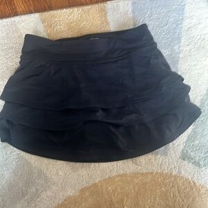 Athleta Girl size xs/6 Black skirt